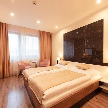 Hotel Viktor 3*