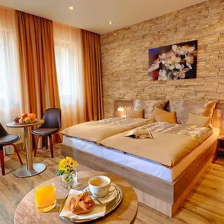 Hotel Viktor 3*