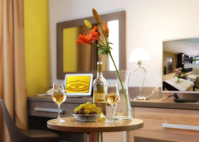 Viktor Hotel